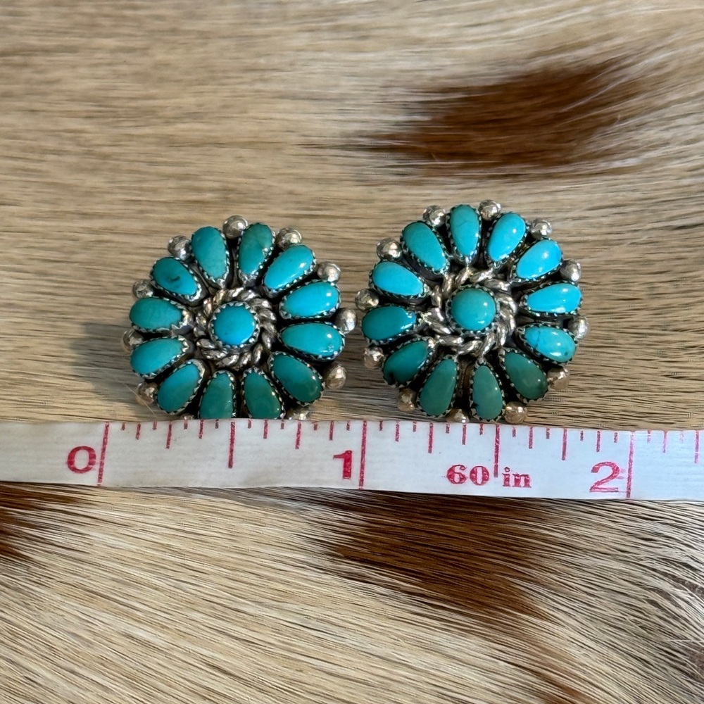 Vintage Alice Quam Sterling & Turquoise Cluster Earrings - Picture 3 of 5